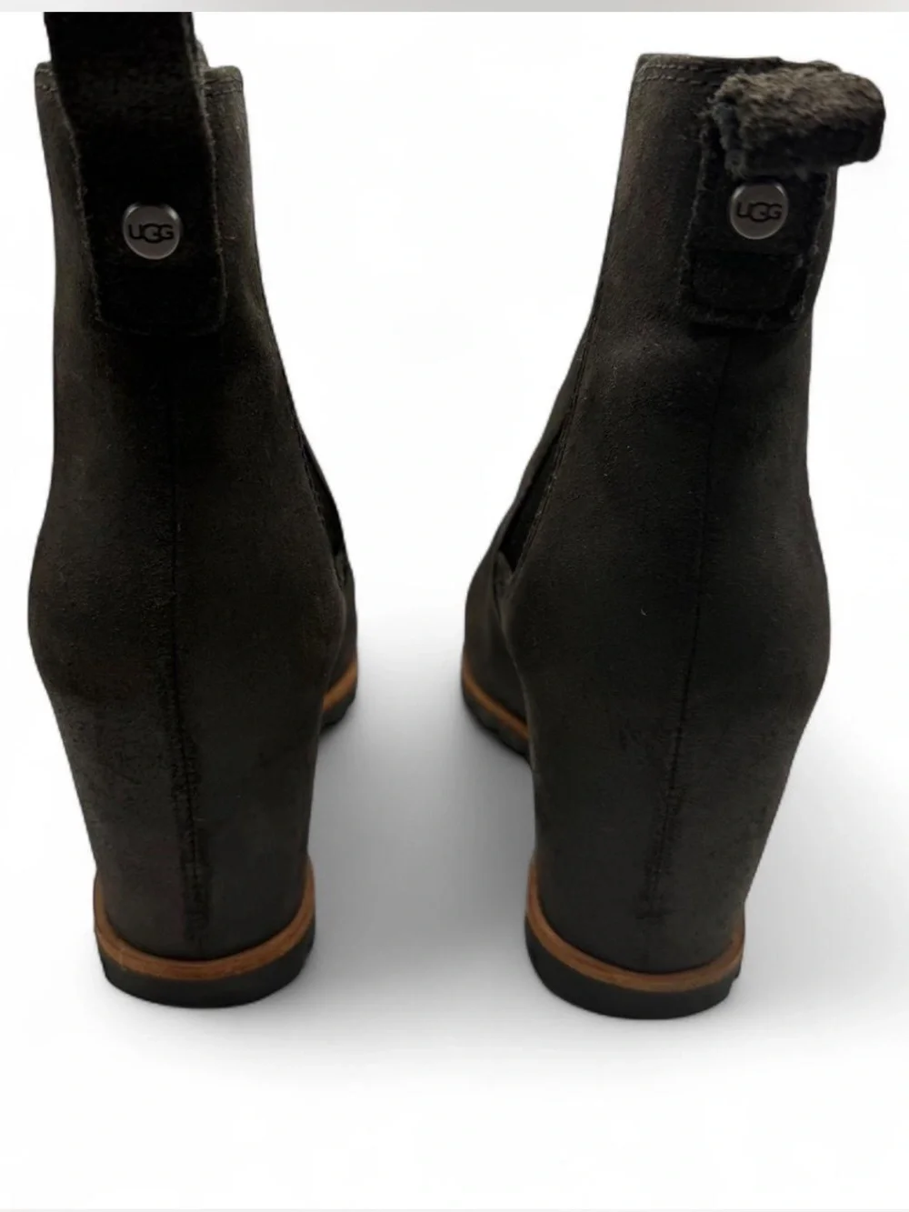UGG Women's Pax Waterproof wedge Bootie